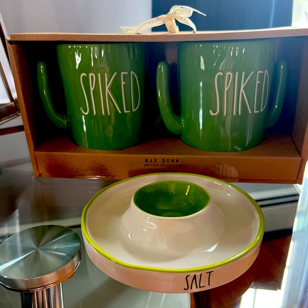 Spiked drink ware set Rae dunn